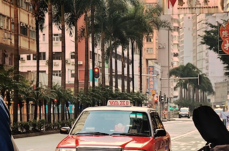 探访香港高街 华丽店铺与优雅街景的完美结合